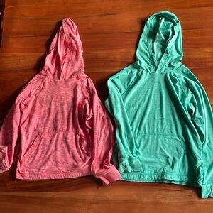 Hanna Andersson hooded sun shirts!